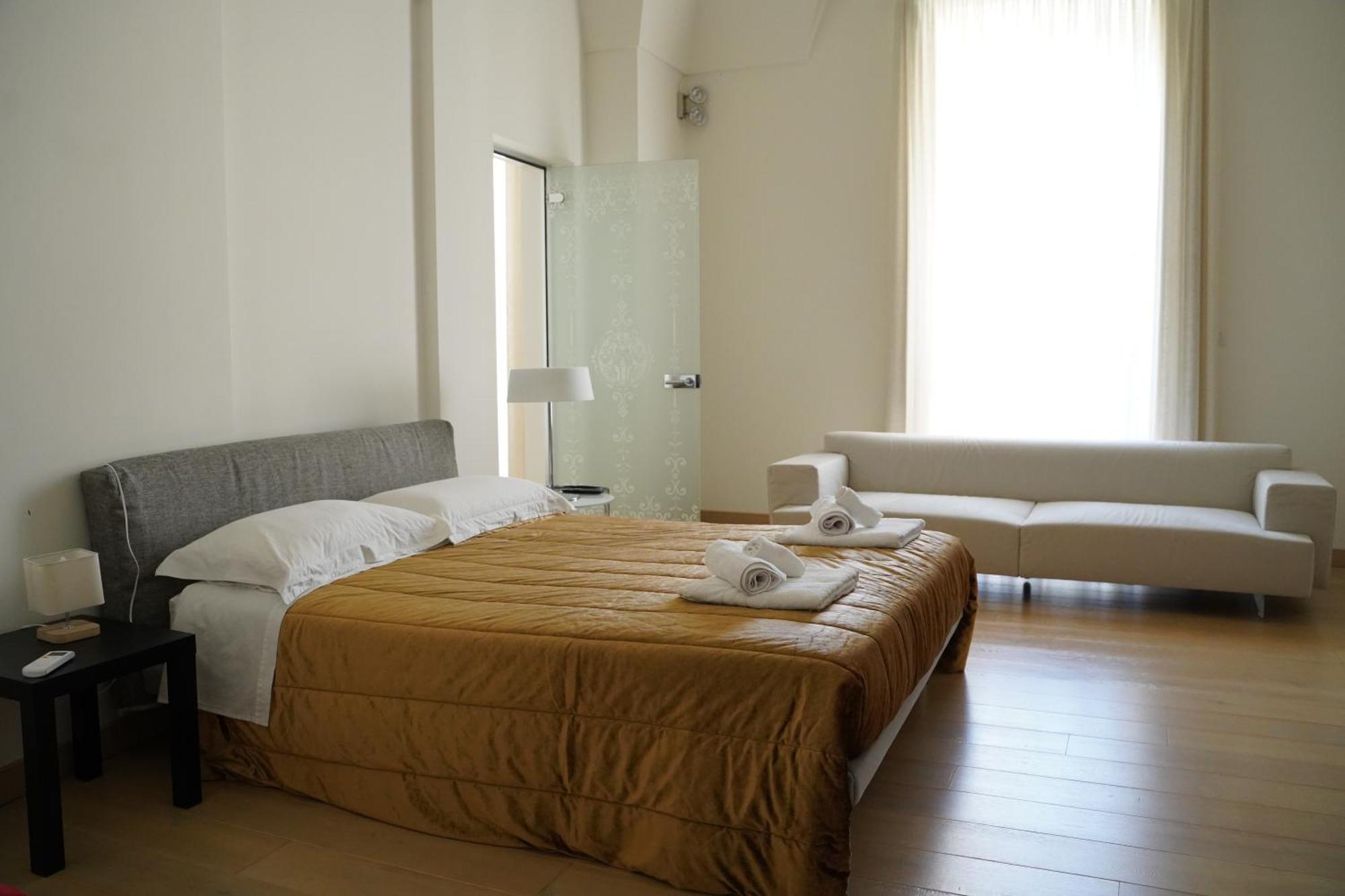 Suite Home D'Aragona Lecce Zewnętrze zdjęcie