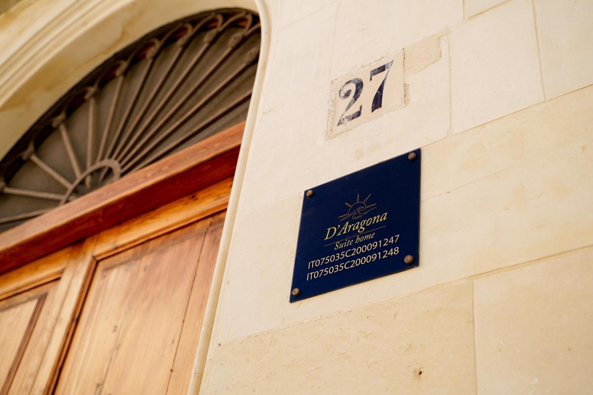 Suite Home D'Aragona Lecce Zewnętrze zdjęcie
