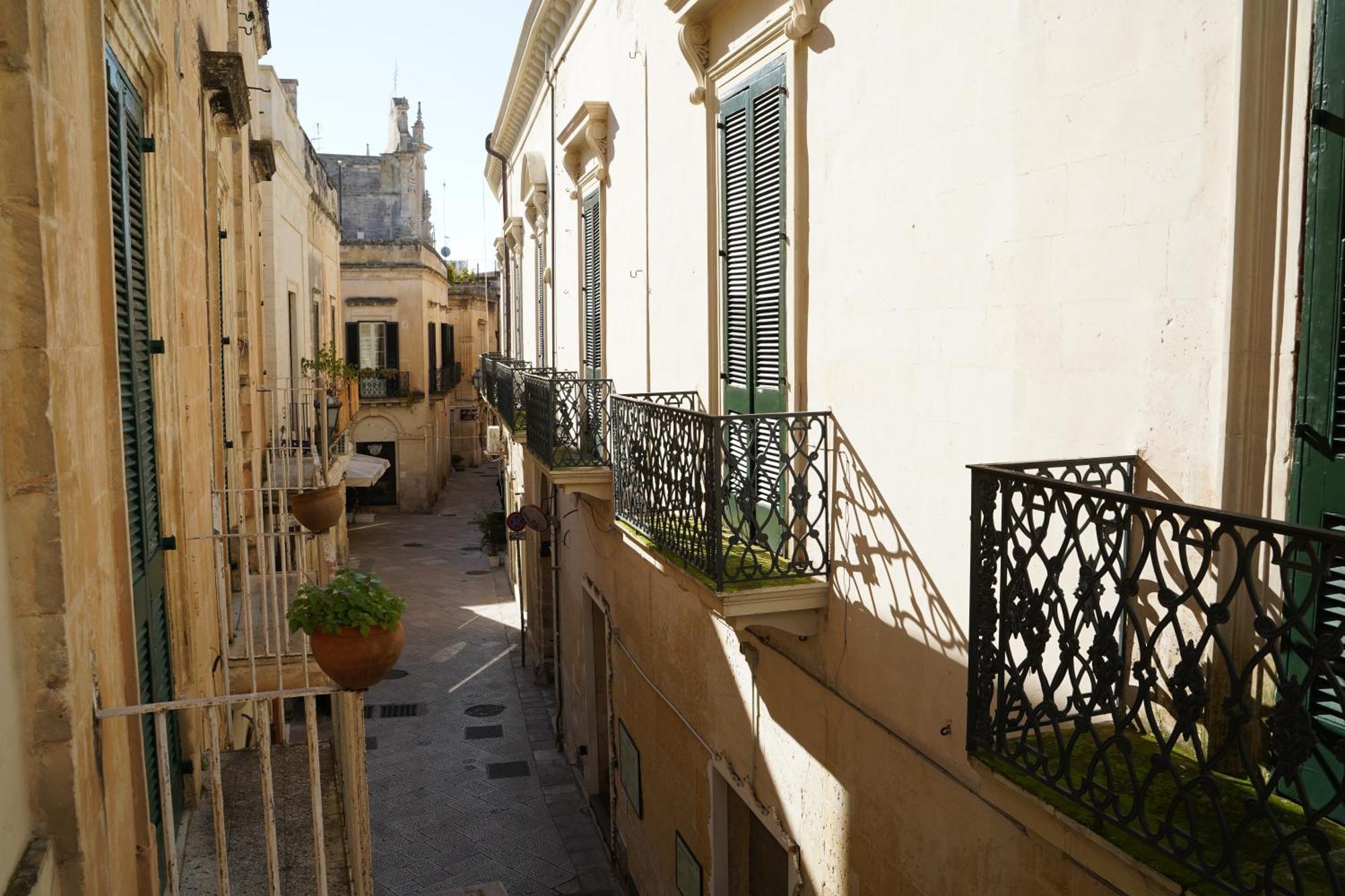 Suite Home D'Aragona Lecce Zewnętrze zdjęcie